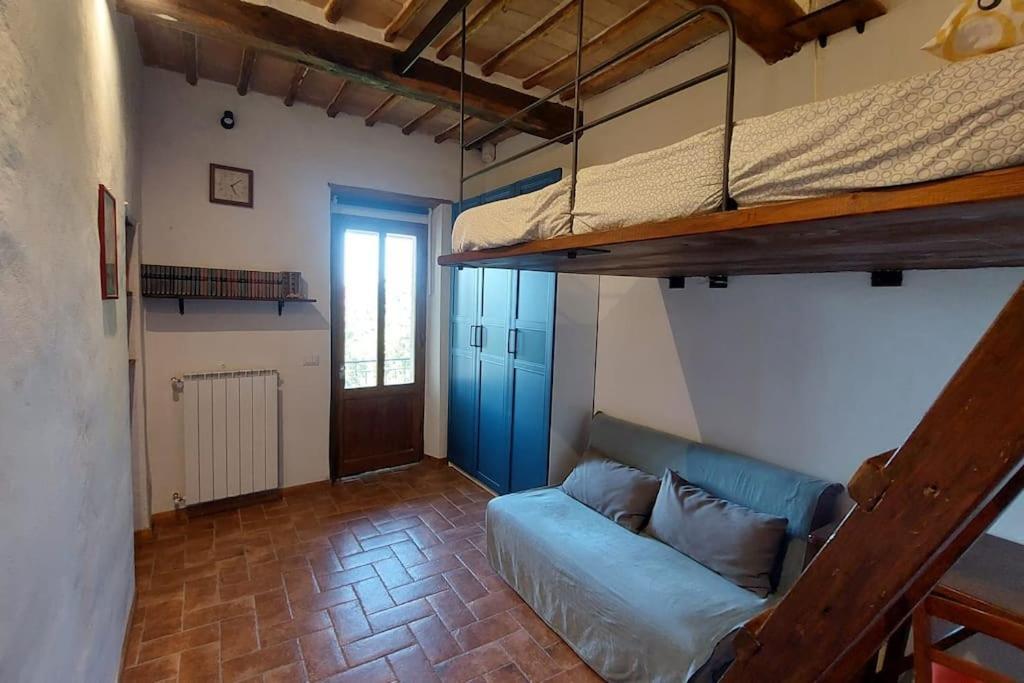 Piccolo Appartamento Monticiano Buitenkant foto